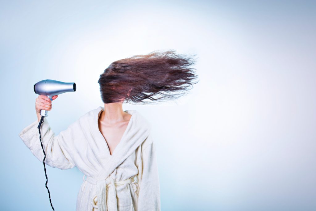 Daily exposure to heat can affect your scalp and cause hair loss - thepennybox.com